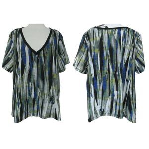 Rebel Rebel Wilson V-Neck Multcolor Print Pullover Top w Attached Tank 2X NEW